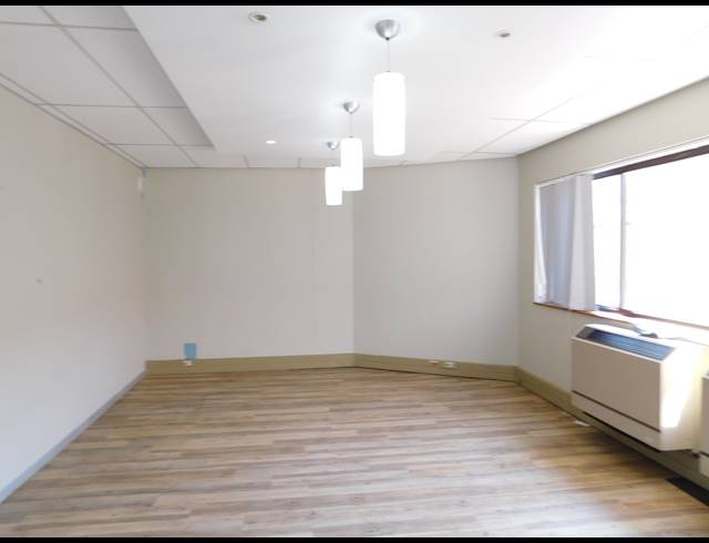 2,993M² OFFICE TO LET IN FERNDALE